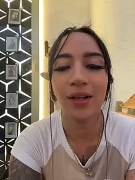 EmmyEvans1 🦏 nude webcam chat