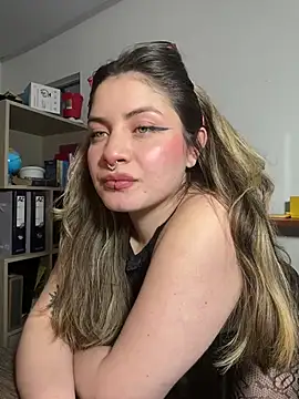 juanitablue 🚌 naked cam
