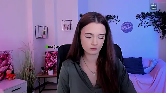 liana_kisses webcam
