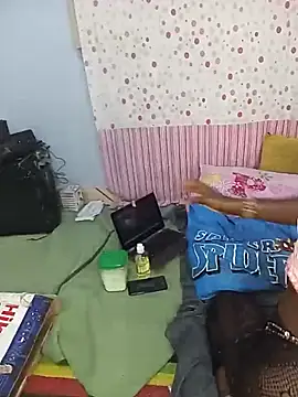 pinky_siaah webcam