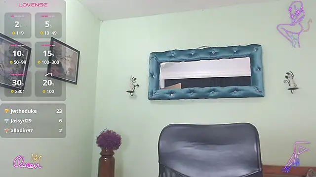 _Victoria_Jones_ live cam on StripChat
