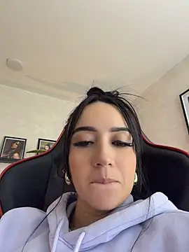EmmyEvans1 🦏 nude webcam chat