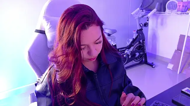 samantha_tattu webcam