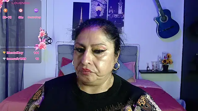 Keyla01_ webcam