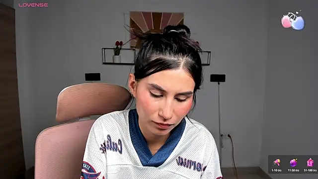 emily_villamil webcam