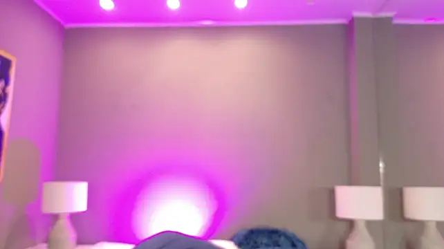 ArianaGolden webcam