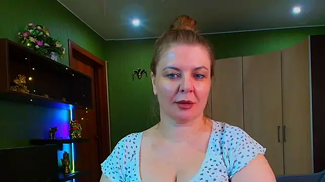 VeronikawGold webcam