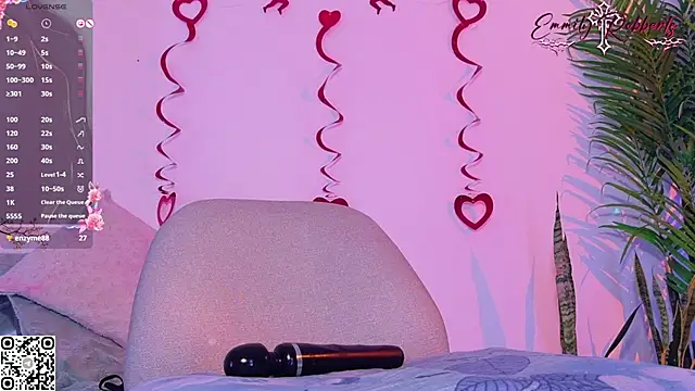Emmi_Roberts webcam