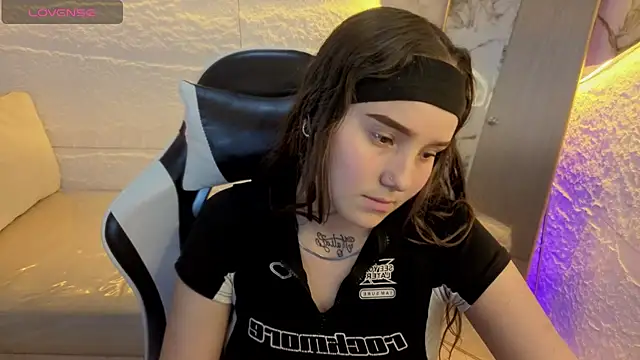 black_russo_r webcam