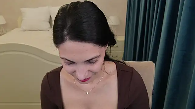 LovelyBeatrice webcam