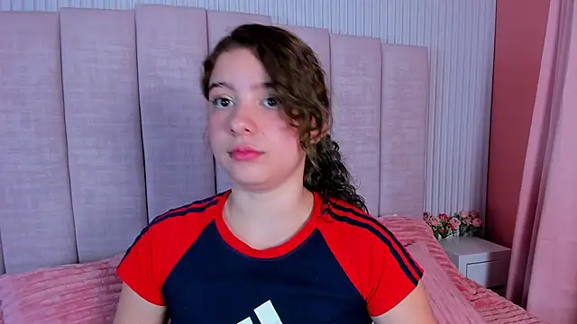 naira_velvett webcam