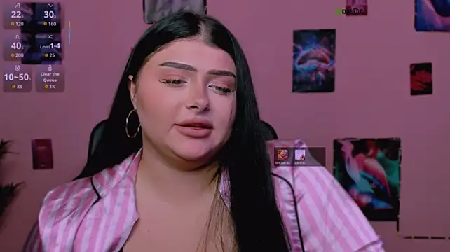 amanda_striking webcam