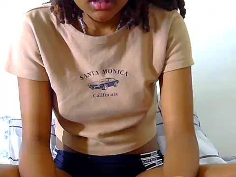 Naughtdoll webcam
