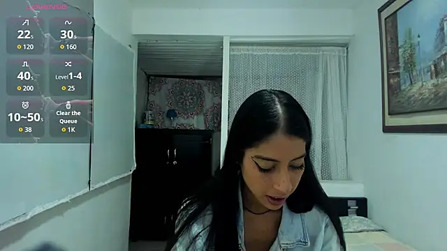Dara_Bravoo webcam