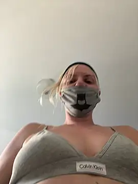 kokakolaXX webcam