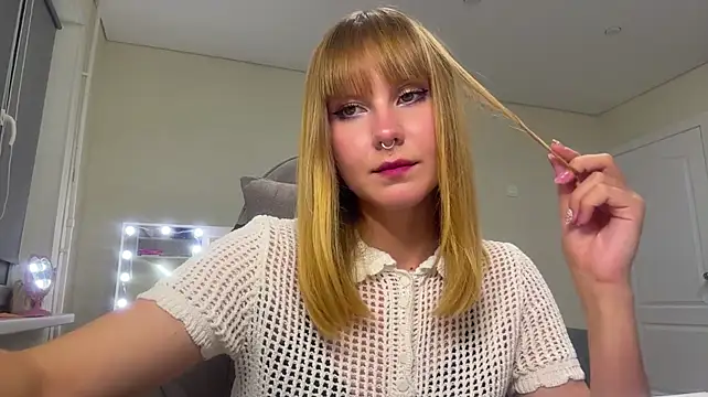 NelliGilbert webcam