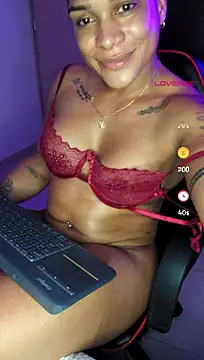 KarinRoss webcam