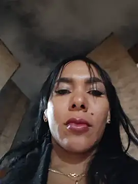 Doll_Loren webcam