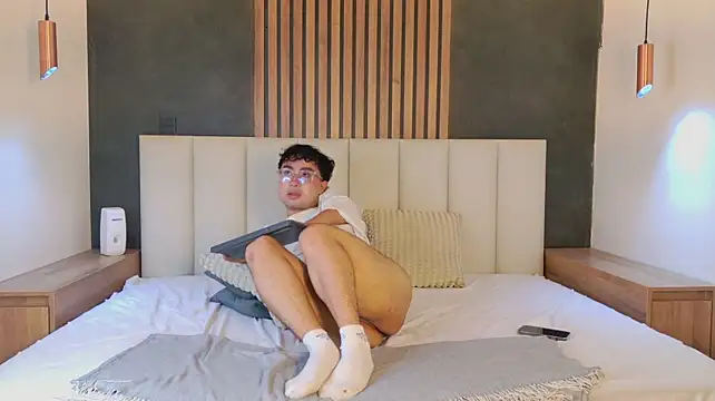 Sam_Velvett