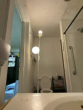 Mrlaythedickdown webcam