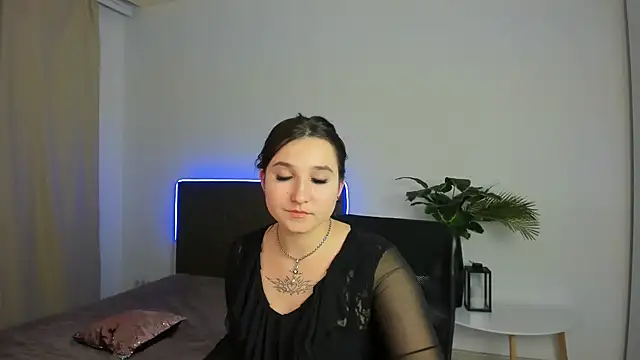 222Molly222