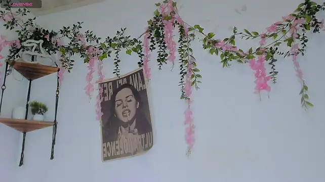 MarieTaylor_ webcam