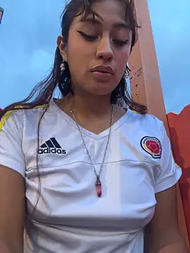 Leyla_collinss_