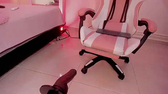 AllisonRoberts_