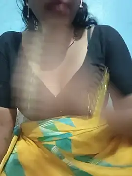 Sexyradha_