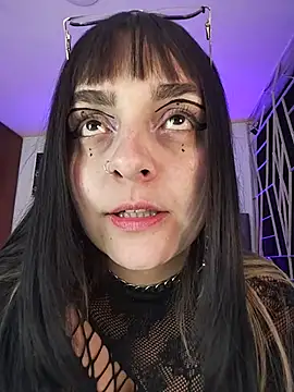 KARINNA__RAVEN