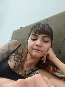 Lollaa_soarsz