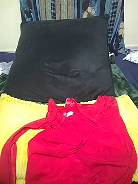 pretty_boobies