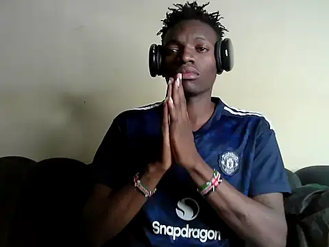 JewelFuckEntertainer212