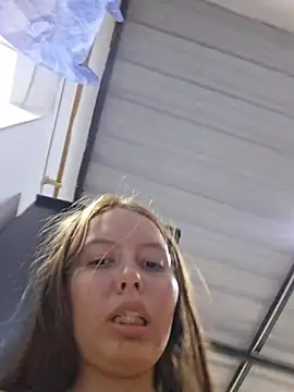Khelmi 🍿 stream