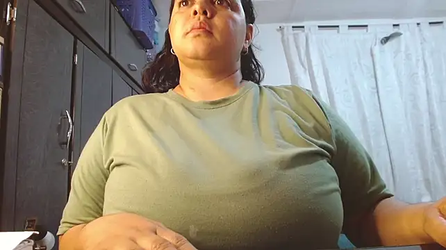 mia_donatto369 webcam