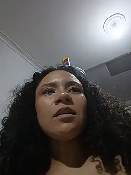 Little18Doll webcam