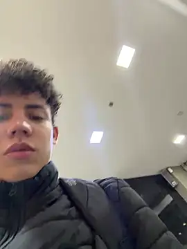 yoursexyjose webcam