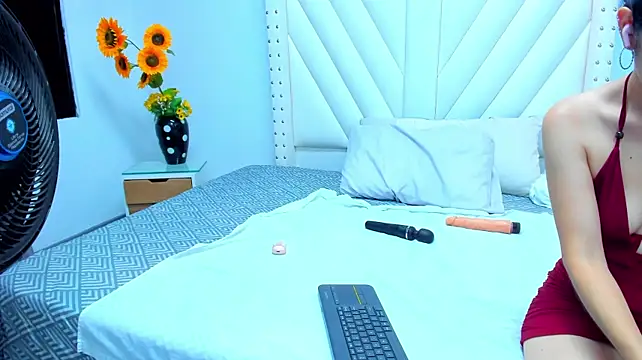 Paulynavera webcam
