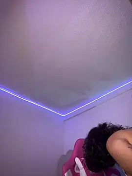 Aliciia777 webcam