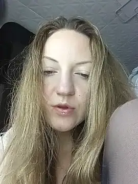 KattyLuuu webcam
