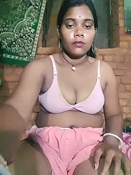 Soniya-Love-143 webcam