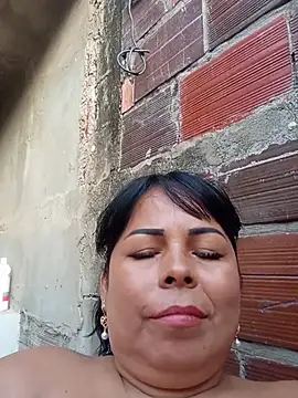 Mother-Big-tits webcam