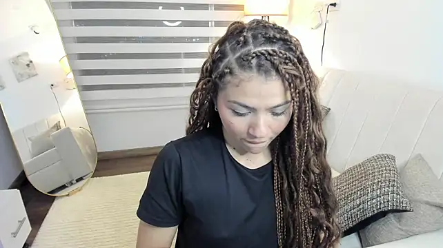 Ori_valentina webcam