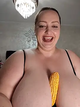 amyra_hot's live room