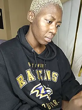 SquirtQueen16 webcam