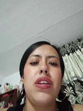 Queen_Ashly webcam