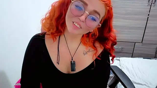 Alexatexa2929 live cam on StripChat