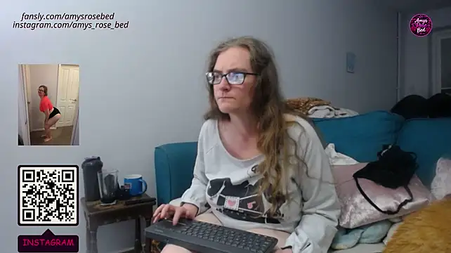 AmysRoseBed webcam