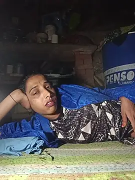 Pinki_thakur_1