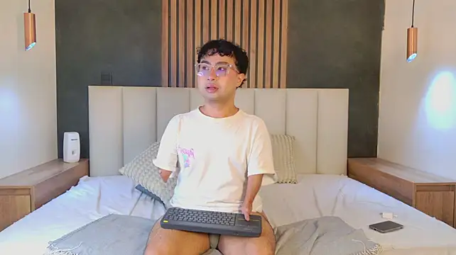 Sam_Velvett